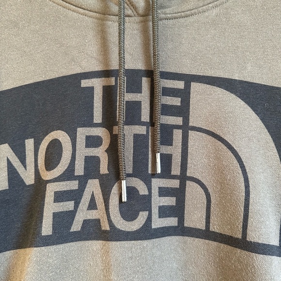 The North Face Women’s Hoodie Olive Green - Picture 3 of 4